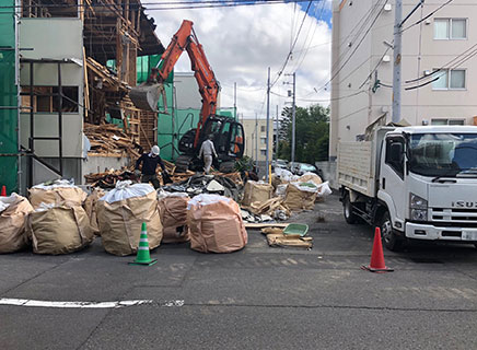 札幌市 2階建て木造アパート解体工事_1